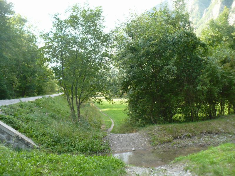 Au pont de Mercier, hameau de Faverges