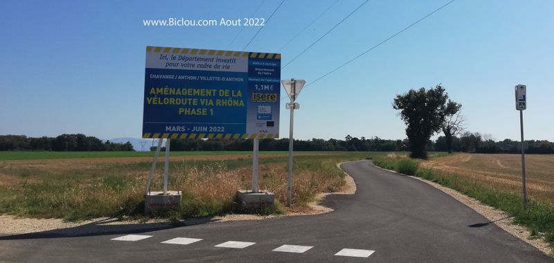 Nouvelle voie verte sur ViaRh&ocirc;na du c&ocirc;t&eacute; de Villette d'Anthon en 2022