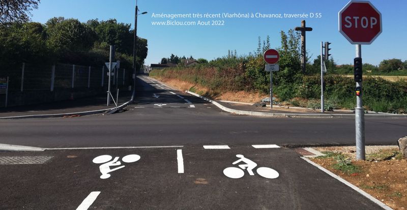 Bel am&eacute;nagement V&eacute;lo-route ViaRh&ocirc;na, &agrave; Chavanoz (Nord Is&egrave;re) (travers&eacute;e du D 55)