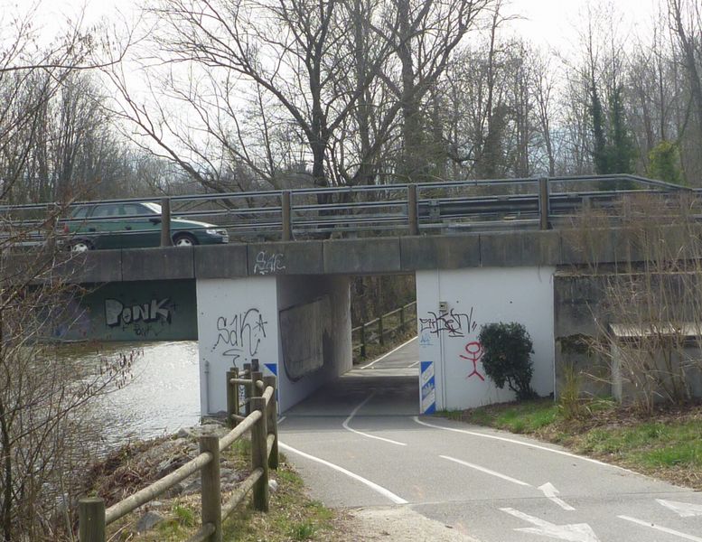 Voie cyclable du Bourget du lac &agrave; Aix les bains 2010
