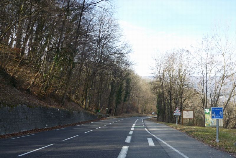 La route de seyssele &agrave; la Chautagne presque cyclable