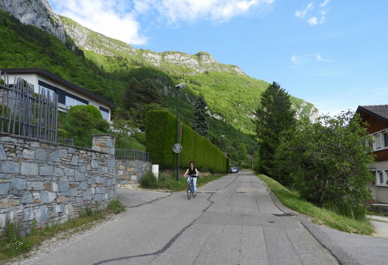 Et en route pour les hauts de Veyrier par la route du Mont Veyrier et de la Corniche (un classique des cyclistes des zannées 80)