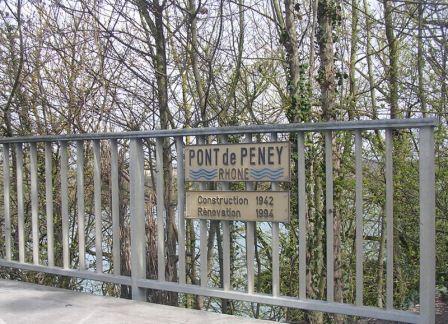 Le pont de Peney sur le Rh&ocirc;ne &agrave; Satigny