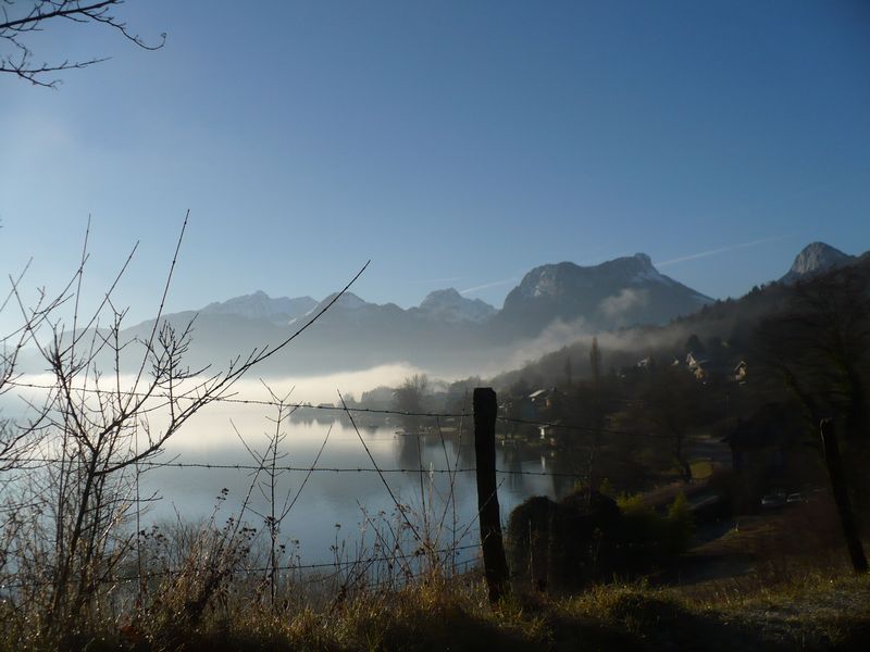Le lac d'Annecy &agrave; Duingt
