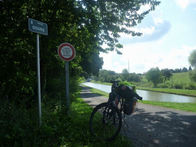 Le chemin de halage est interdit en 2010 sur cet euro v&eacute;lo 6 : MDR..