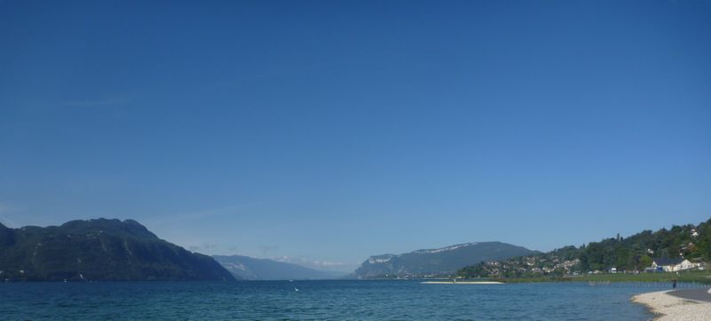 Le lac du Bourget &agrave; aix-les-bains vu depuis ses promenades en 2010