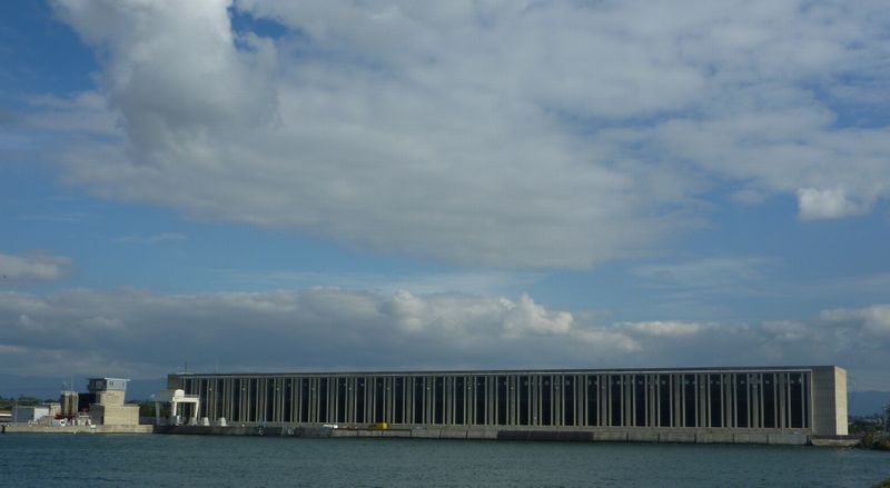 Barrage de Bourg les Valence sur le Rh&ocirc;ne