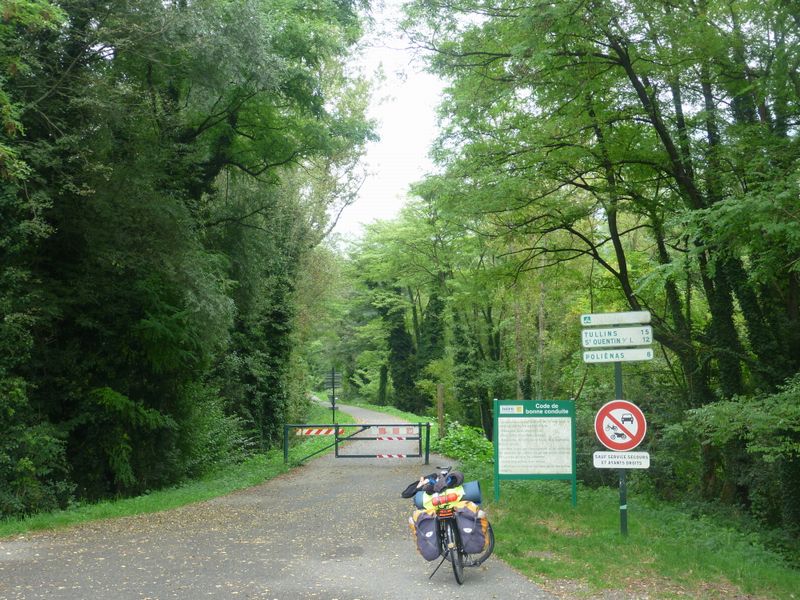 Piste cyclable &agrave; port gervais &agrave; 35 km de grenoble