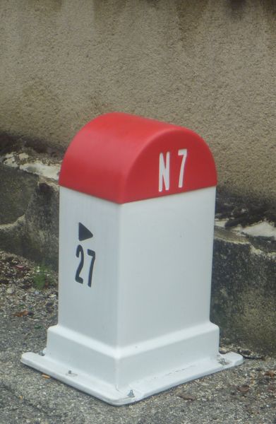 Si les automobilistes peuvent dire qu'ils sont heureux sur la nationale 7 , les cyclistes seront plus mesur&eacute;s.