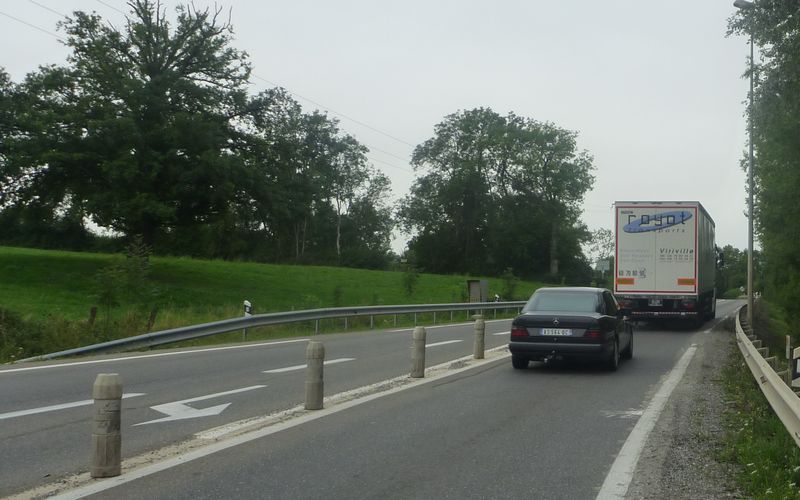 La route d&eacute;partementale D 903 au km 74