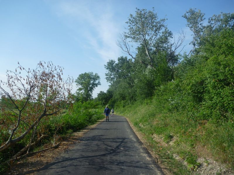 Nouvelle voie sur la via Rh&ocirc;na du c&ocirc;t&eacute; de Bourg st and&eacute;ol en 2011