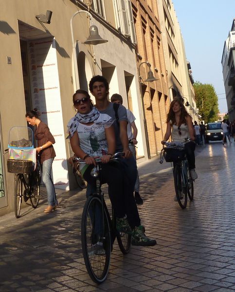 Vient sur ma barre : vélo à deux