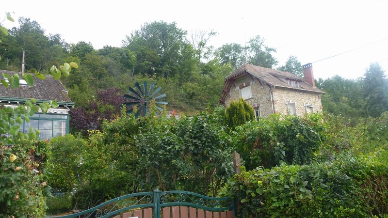 Tira vento en bordure de Seine