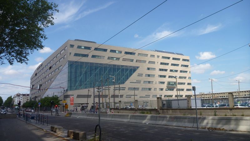 Siège du conseil régional Rhône alpes en 2013