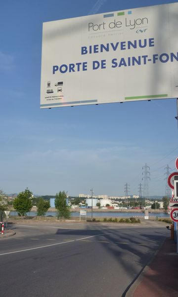 Réparation de voiture à la mode de Lyon..