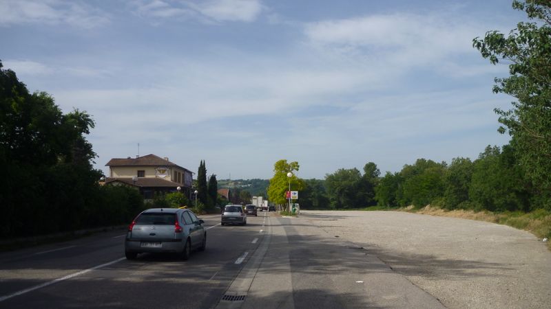 Moly-sabata à Sablons (Isère)