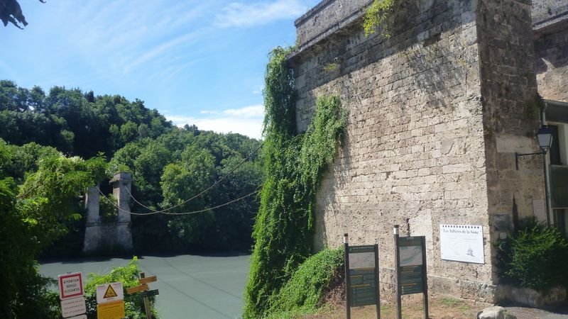 Ancien pont sur l'isère à la Sône