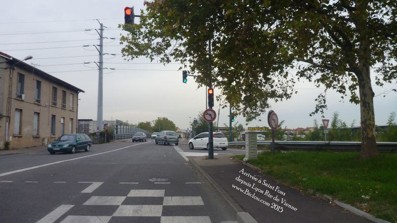 Arrivée à st Fons ici, c'est plus délicat à bicyclette