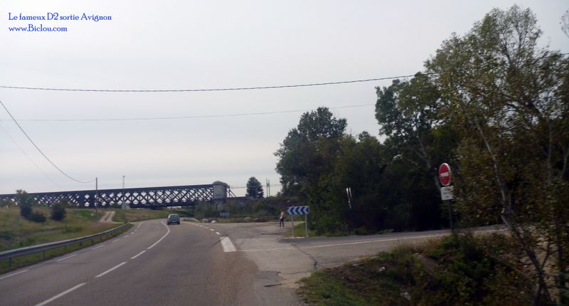 ViaRhôna : sur la D2 Avignon sud ..