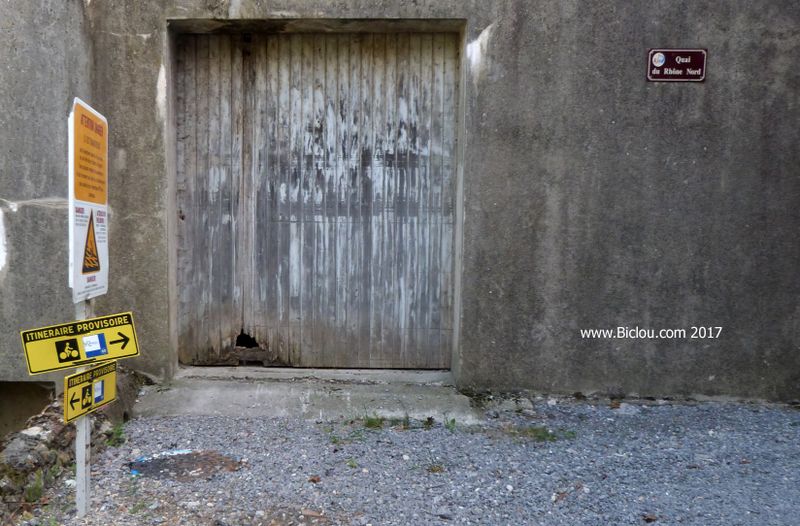 Viarhôna propose de visiter les ruelles de Baix, très bien, mais faudra rendre ce village à tranquillité sur D 86