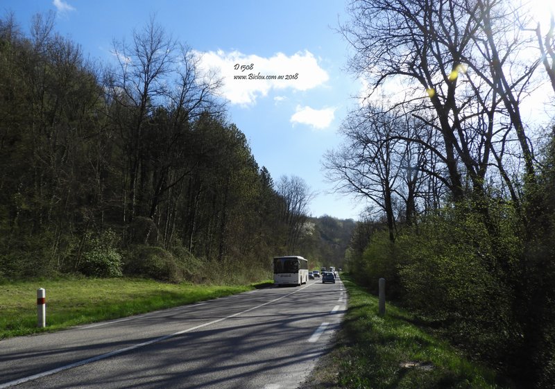 La véloroute sur le D 1508 ? ya comme du monde !