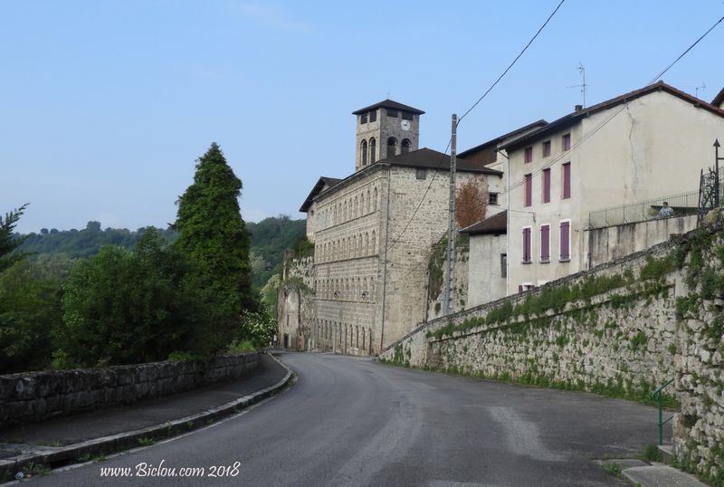 Sur la V63 : le parcours revient rive droite : La Sône