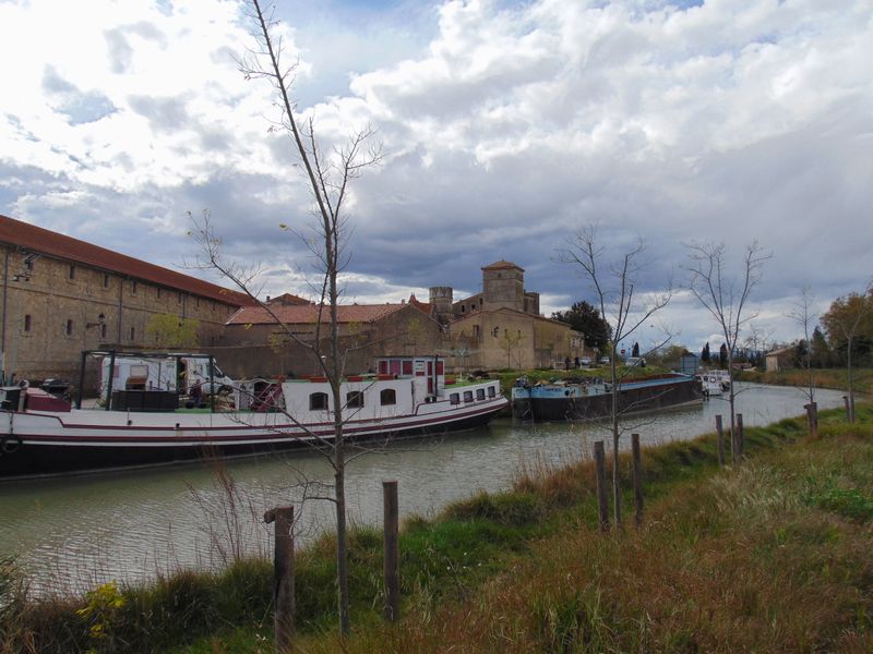 Sur le canal du midi : Capestang