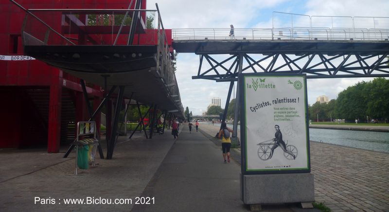 Paris : Arriv&eacute;e &agrave; la Villette