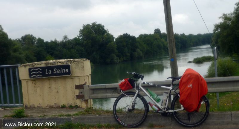 Et revoilou La Seine du c&ocirc;t&eacute; de Romilly