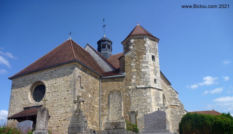 Eglise fortifi&eacute;e
