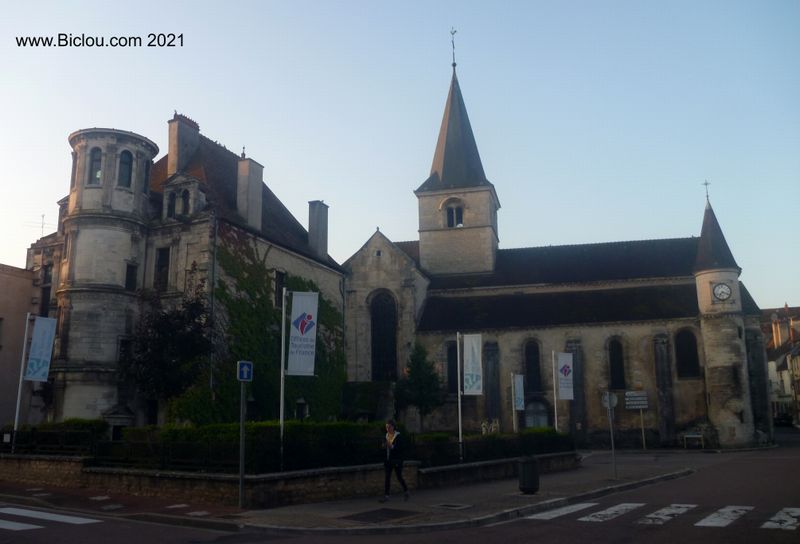 Ch&acirc;tillon sur seine