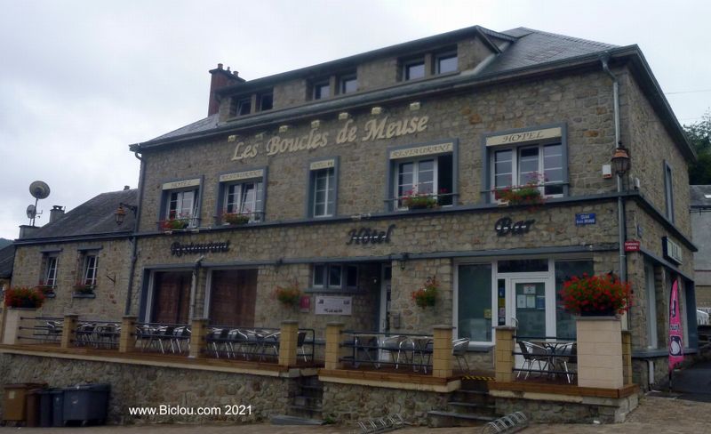 Rep&eacute;rage en bord de Meuse