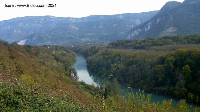 Au pied du Vercors : L'Is&egrave;re a creus&eacute; son sillon
