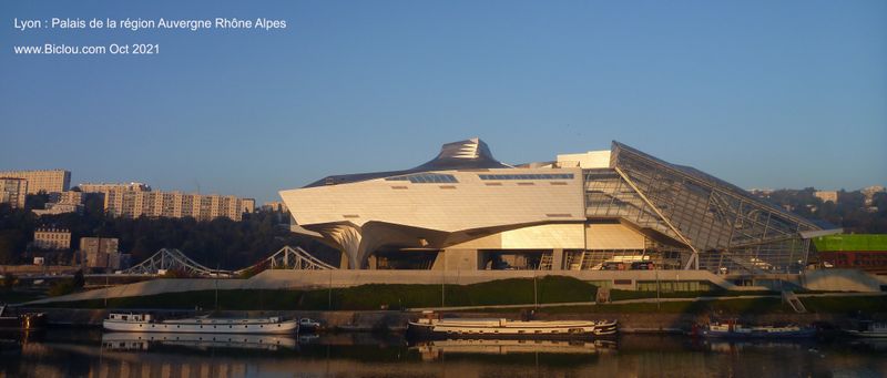 Lyon : Palais de la r&eacute;gion Auvergne Rh&ocirc;ne Alpes