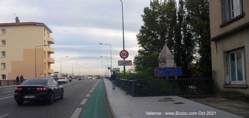 Acc&egrave;s &agrave; Valence, s&eacute;curis&eacute;, gr&acirc;ce &agrave; cette bande verte
