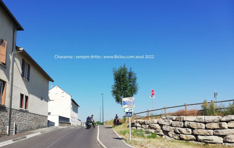 Chavanoz (Nord Is&egrave;re) : Balisage Voie verte sur ViaRh&ocirc;na en 2022 : enfin ..
