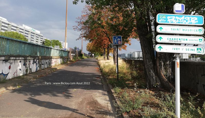Paris ; Direction Sud-Est vers Saint-Maurice Charenton et Ivry (long de la Seine et Euro-v&eacute;lo-3 et la Savoie ..)
