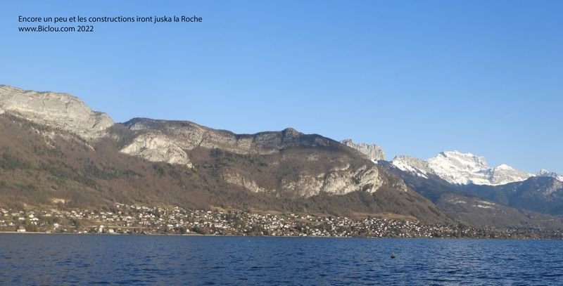 Evidemment , tous ces beaux paysages et cette belle lumi&egrave;re, attirent la jante .. d'o&ugrave; ses Constructions