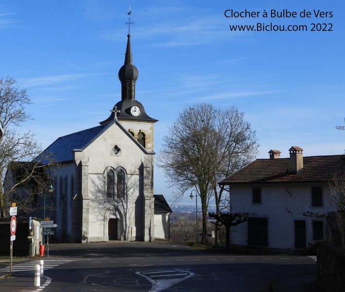 Clocher &agrave; Bulbe de Vers (Haute Savoie)