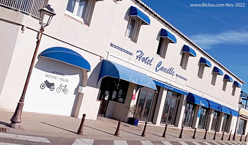 L'h&ocirc;tel le plus proche de la mer aux  Saintes maries de la mer (2022)
