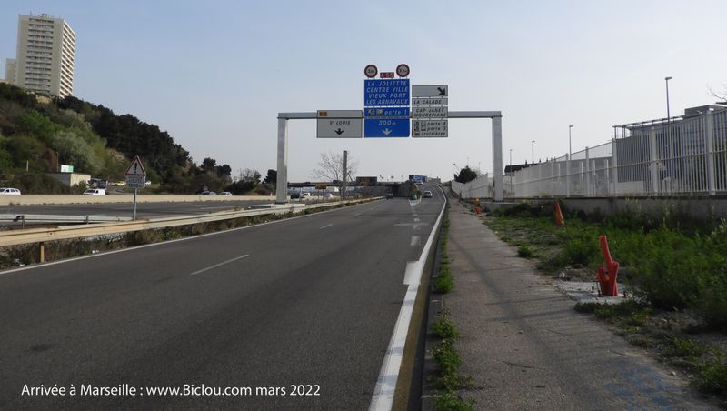 Arriv&eacute;e &agrave; Marseille .. attention, de ne pas rouler sur l'autoroute