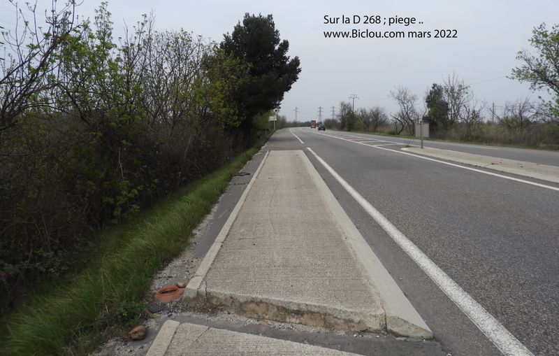 Pi&egrave;ge &agrave; d'&eacute;ventuels et improbables cyclistes sur la D 268 (2022)
