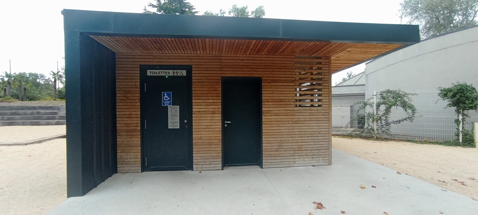 Valence : Toilettes