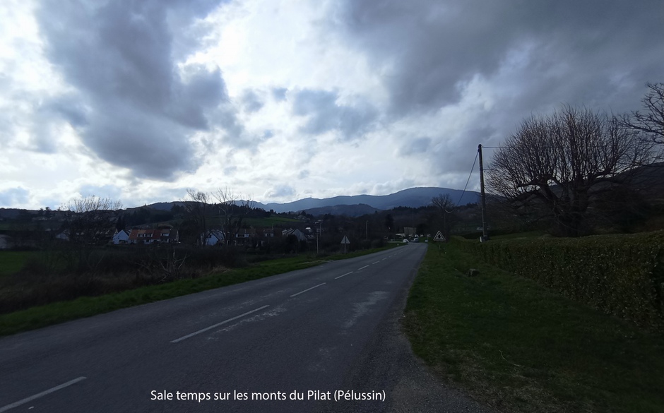Sous le massif du Pilat : Pélussin