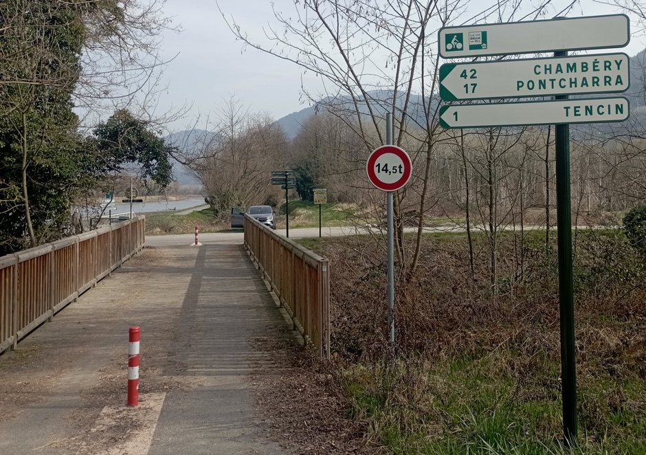 Vélo route du Grésivaudan, côté EST de l'Isère