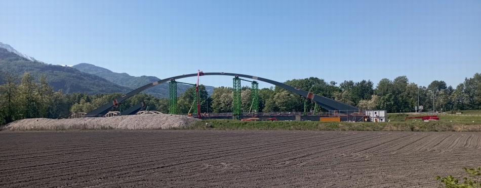 Gros travaux sur ce nouveau pont à Froges (Isère) : attention vélo route perturbée et pas facile à trouver
