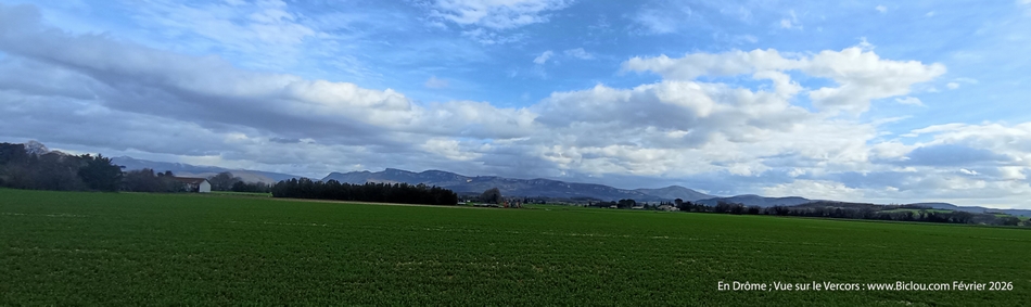 En Drôme, vue sur le Vercors