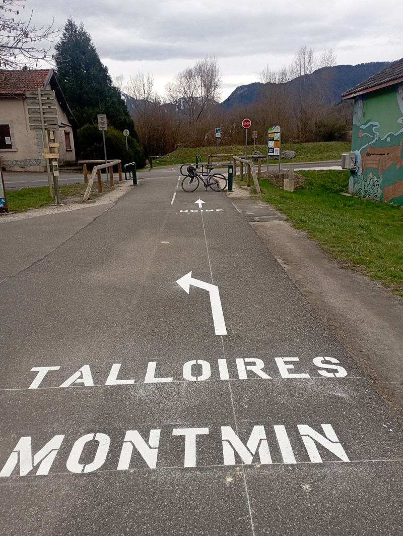 panneau-balise-voie-verte-doussard-tour-du-lac-annecytitle=panneau-balise-voie-verte-doussard-tour-du-lac-annecy