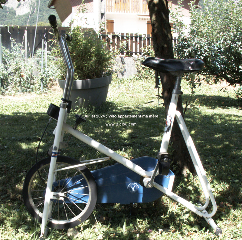 velo-appartement-la-giovanna-avant-bennetitle=velo-appartement-la-giovanna-avant-benne