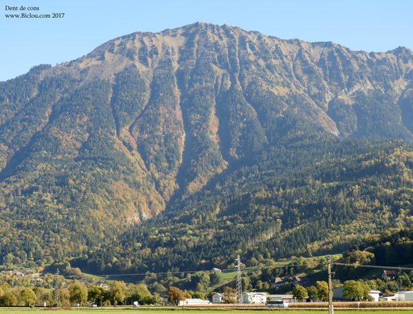 Dent-de-cons-vue-de-voie-verte-favergestitle=Dent-de-cons-vue-de-voie-verte-faverges